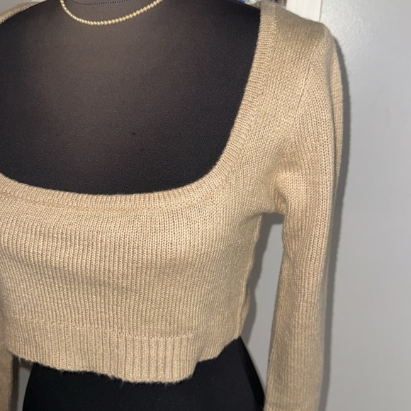 Lovers + Friends Hailee Crop Sweater SZ Medium - Picture 2 of 7